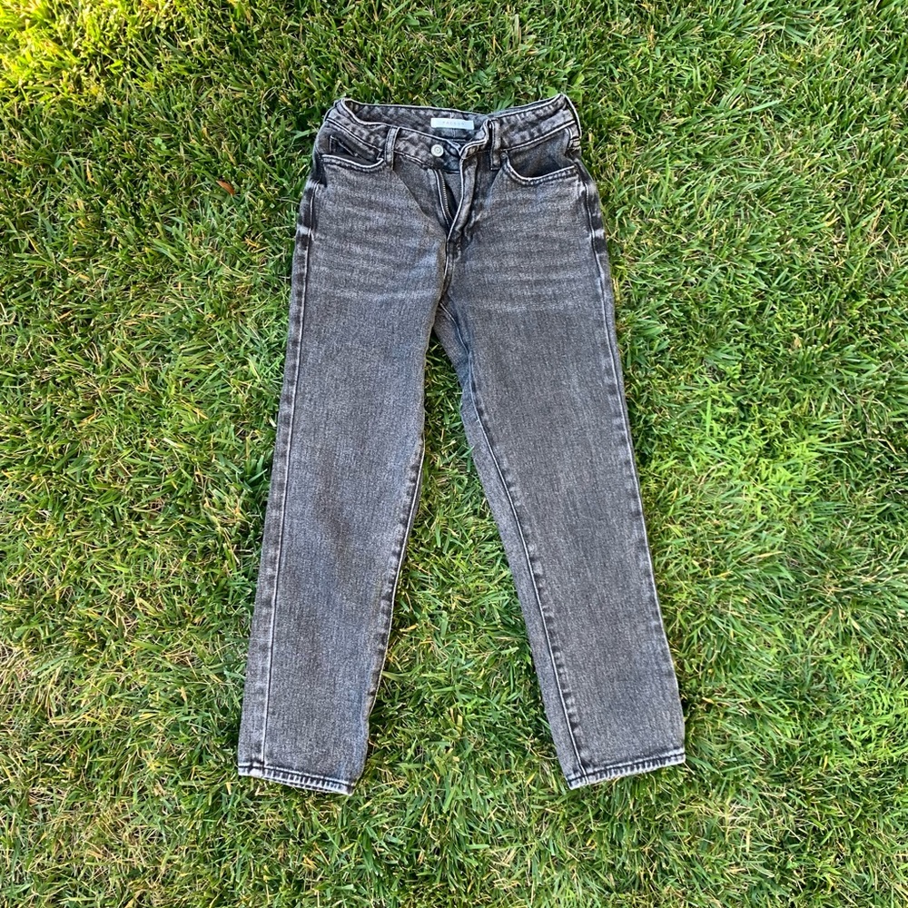black pacsun mom jeans!